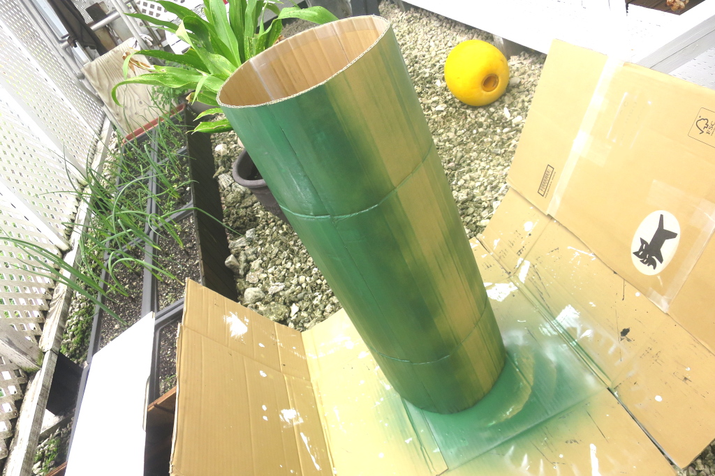 手作りダンボール・ハロウィン衣装【着れるスターバックスの缶とドリンク】の作り方