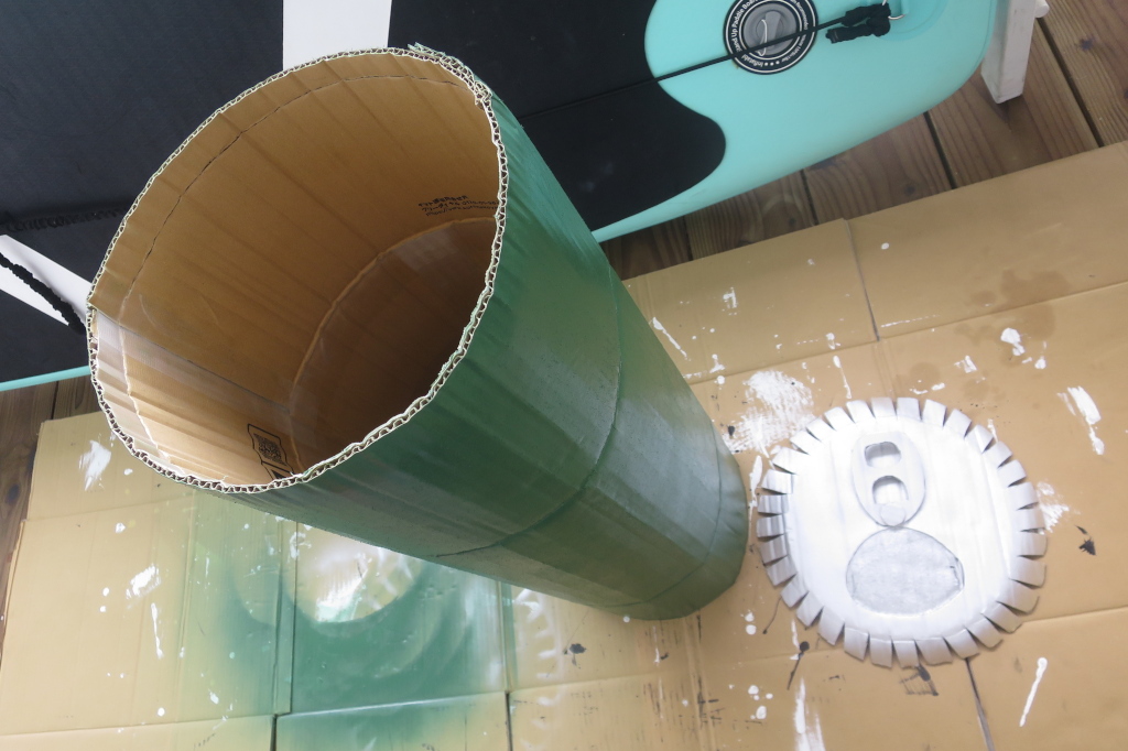 手作りダンボール・ハロウィン衣装【着れるスターバックスの缶とドリンク】の作り方