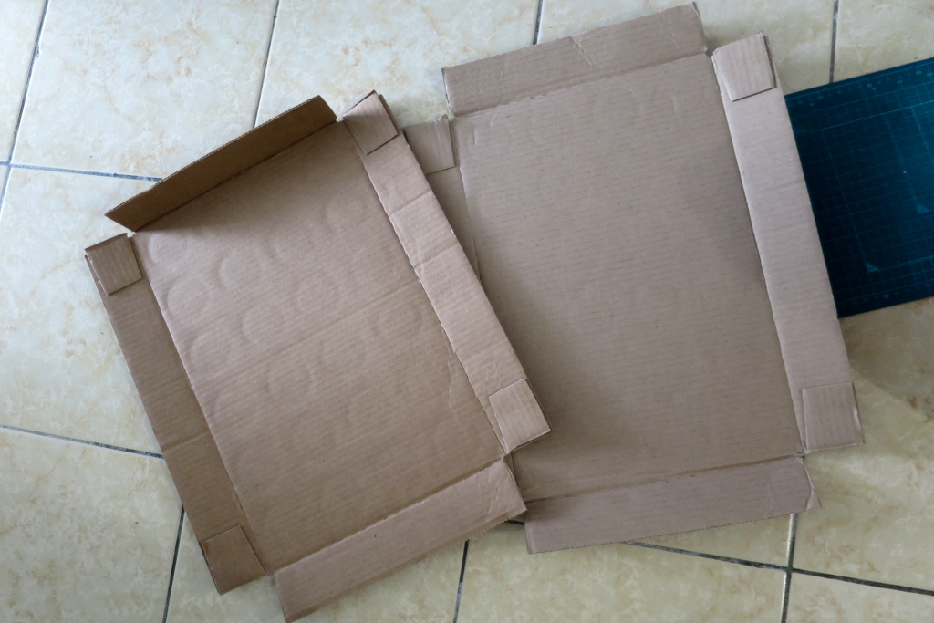 手作りダンボール・ハロウィン衣装【着れるスターバックスの缶とドリンク】の作り方